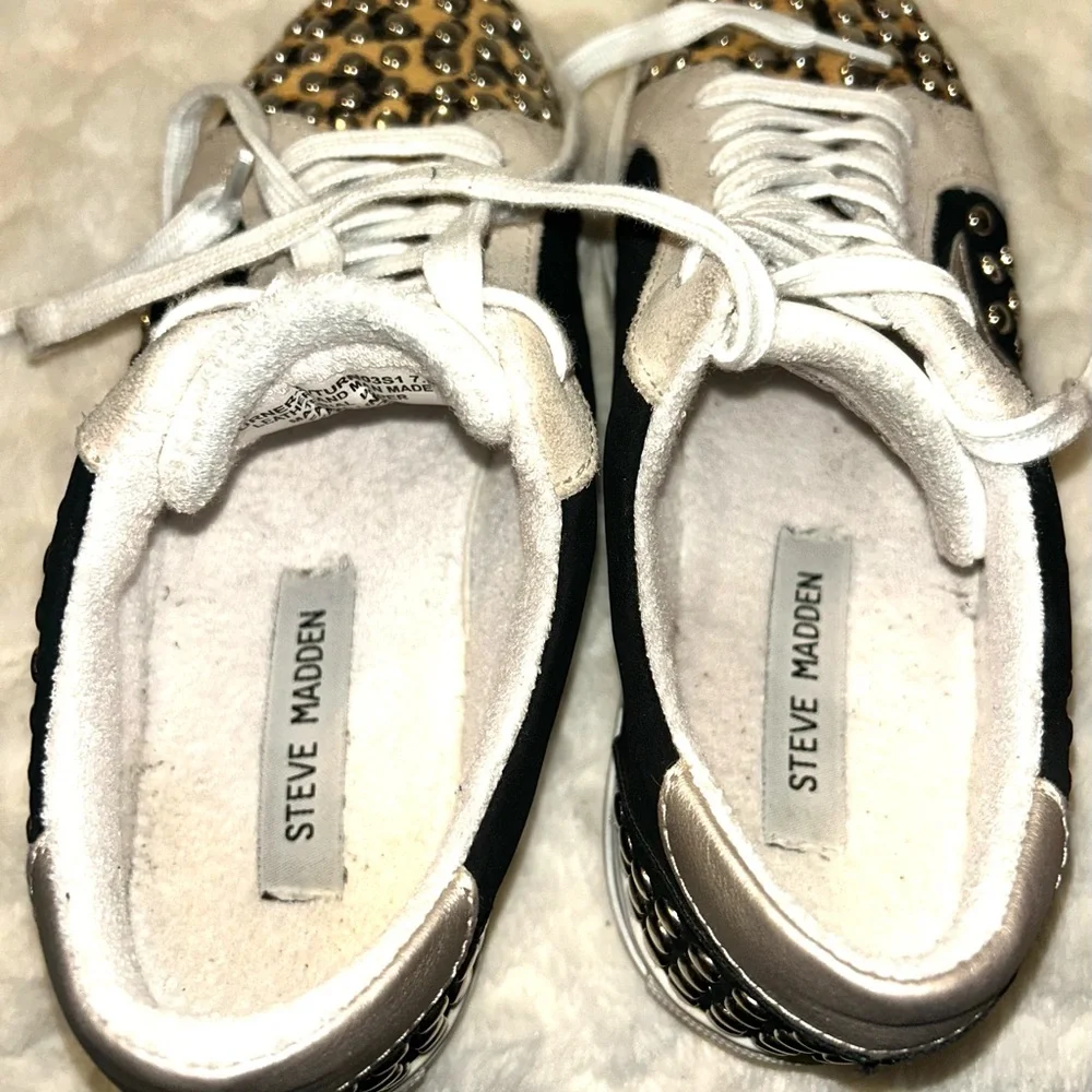 Steve Madden Turner Leather Black and Leopard Studded Sneakers women’s size 7.5 - Picture 5 of 11